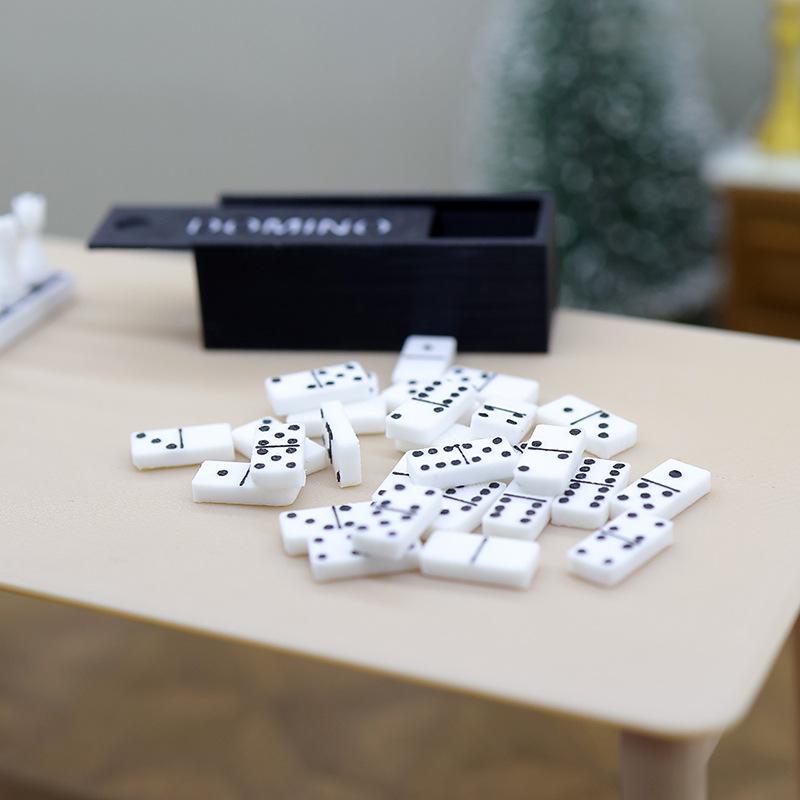 1 Set 1:12 Poppenhuisaccessoir - Board Game Design recensie en prijs